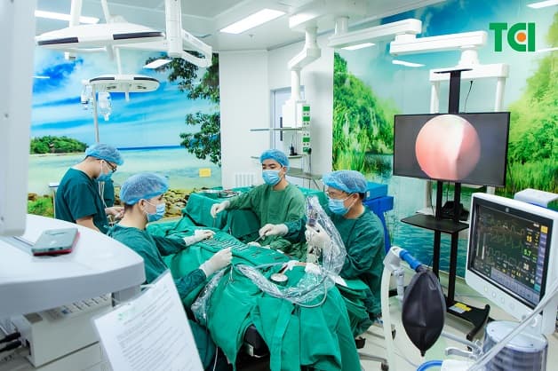 Phẫu thuật viêm mũi xoang