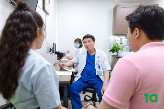 bệnh qua đường tình dục ảnh hưởng nghiêm trọng đến sức khỏe sinh sản của nam giới và nữ giới