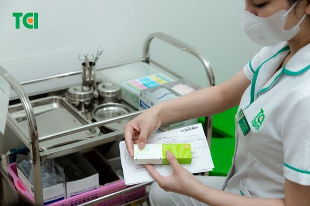 các mũi tiêm phòng cho bé theo tháng