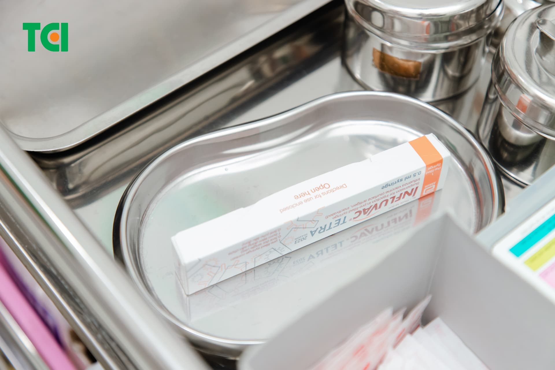 Bên cạnh câu hỏi cúm A H5N1 là gì thì có vắc xin ngừa cúm A H5N1 không cũng là thắc mắc của nhiều người