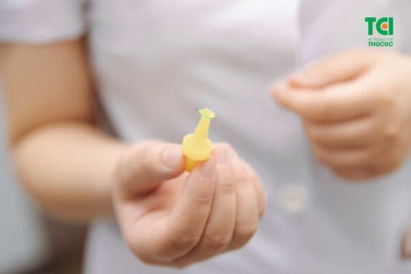 Hiểu rõ về kính Ortho K