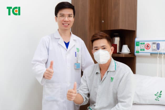 Bệnh nhân cần thăm khám để được chẩn đoán tình trạng và chỉ định phương pháp phù hợp