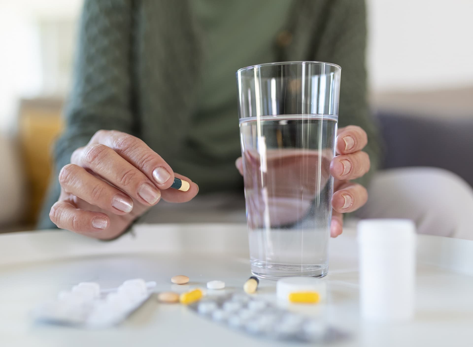 Chỉ nên sử dụng thuốc khi có hướng dẫn của bác sĩ