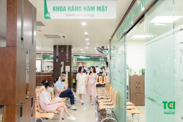 Khi nào nên đưa trẻ bị hôi miệng đến gặp bác sĩ nha khoa?
