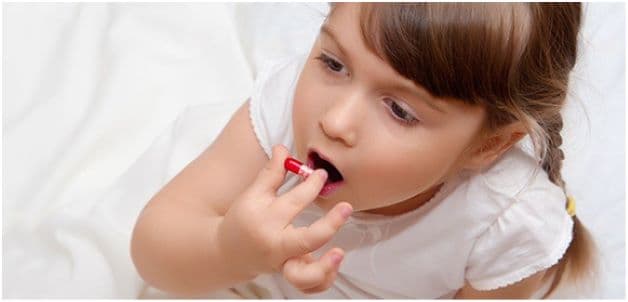 Uống quá nhiều kháng sinh cũng có thể là nguyên nhân khiến trẻ bị rối loạn tiêu hóa