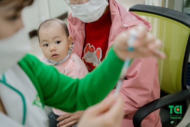 vắc xin não mô cầu