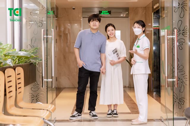 Ảnh Tiktoker triệu follower Đào Nguyễn Ánh trải nghiệm cùng vợ bầu tại TCI