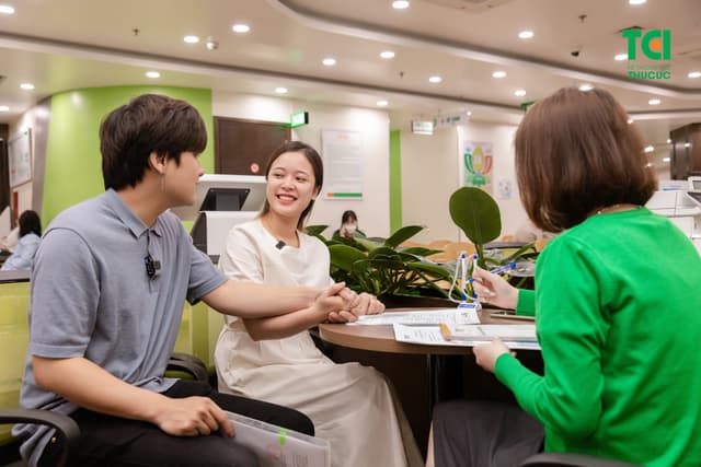 Ảnh Tiktoker triệu follower Đào Nguyễn Ánh trải nghiệm cùng vợ bầu tại TCI