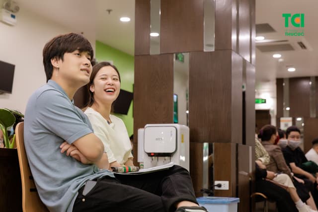 Ảnh Tiktoker triệu follower Đào Nguyễn Ánh trải nghiệm cùng vợ bầu tại TCI