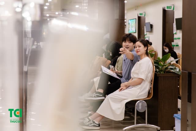 Ảnh Tiktoker triệu follower Đào Nguyễn Ánh trải nghiệm cùng vợ bầu tại TCI