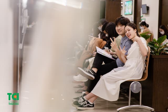 Ảnh Tiktoker triệu follower Đào Nguyễn Ánh trải nghiệm cùng vợ bầu tại TCI