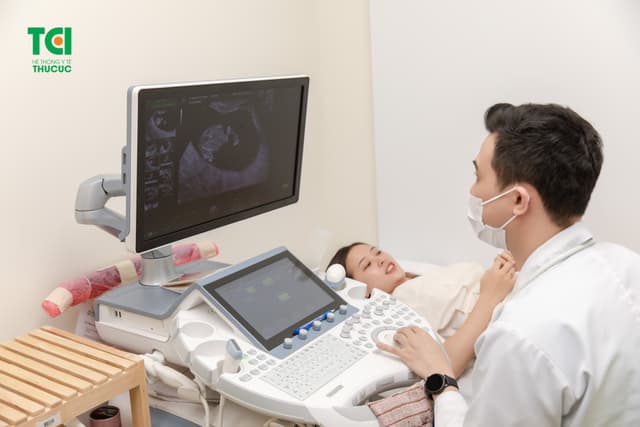 Ảnh Tiktoker triệu follower Đào Nguyễn Ánh trải nghiệm cùng vợ bầu tại TCI