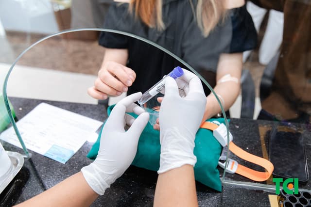 Ảnh Tiktoker triệu follower Đào Nguyễn Ánh trải nghiệm cùng vợ bầu tại TCI