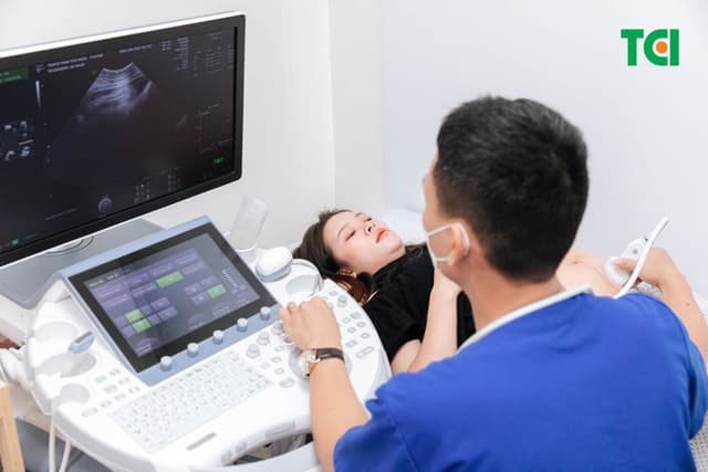 Ảnh Tiktoker triệu follower Đào Nguyễn Ánh trải nghiệm cùng vợ bầu tại TCI