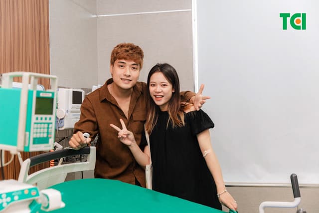 Ảnh Tiktoker triệu follower Đào Nguyễn Ánh trải nghiệm cùng vợ bầu tại TCI