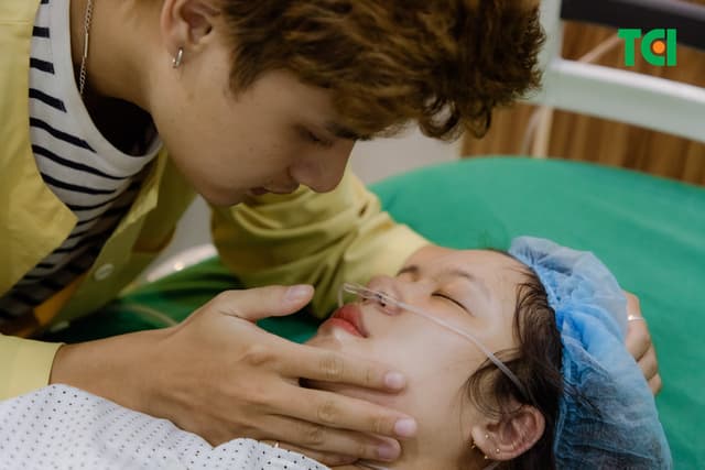 Ảnh Tiktoker triệu follower Đào Nguyễn Ánh trải nghiệm cùng vợ bầu tại TCI