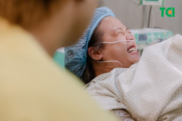 Ảnh Tiktoker triệu follower Đào Nguyễn Ánh trải nghiệm cùng vợ bầu tại TCI