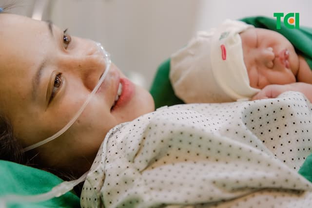 Ảnh Tiktoker triệu follower Đào Nguyễn Ánh trải nghiệm cùng vợ bầu tại TCI