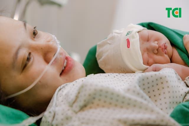 Ảnh Tiktoker triệu follower Đào Nguyễn Ánh trải nghiệm cùng vợ bầu tại TCI