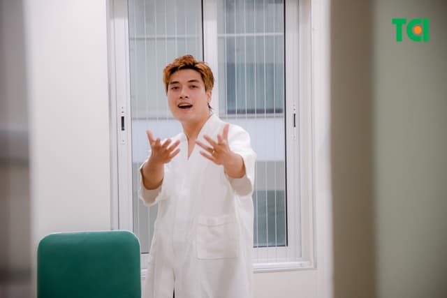 Ảnh Tiktoker triệu follower Đào Nguyễn Ánh trải nghiệm cùng vợ bầu tại TCI