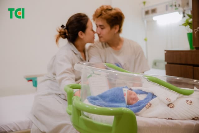 Ảnh Tiktoker triệu follower Đào Nguyễn Ánh trải nghiệm cùng vợ bầu tại TCI