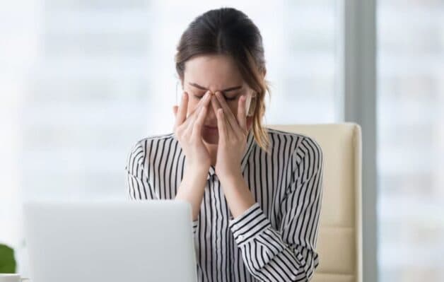 Giảm thị lực là một trong các dấu hiệu của đột quỵ cần chú ý