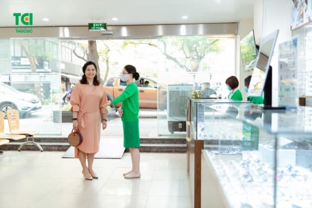 Thăm khám chuyên khoa để đảm bảo điều trị an toàn