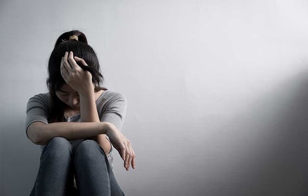 Dấu hiệu bệnh tuyến giáp ở nữ - Trầm cảm