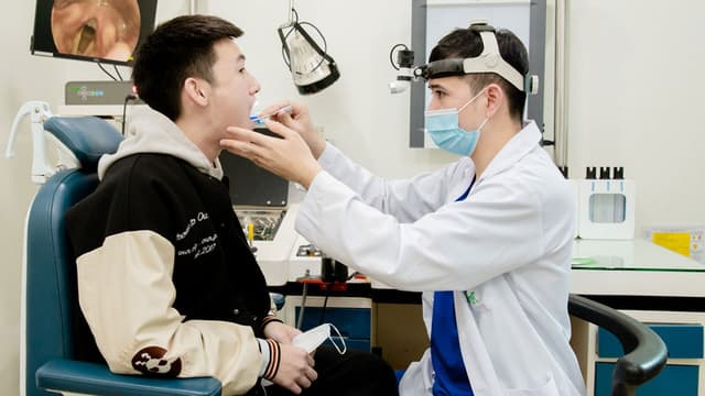 Hướng dẫn điều trị viêm amidan cấp tính