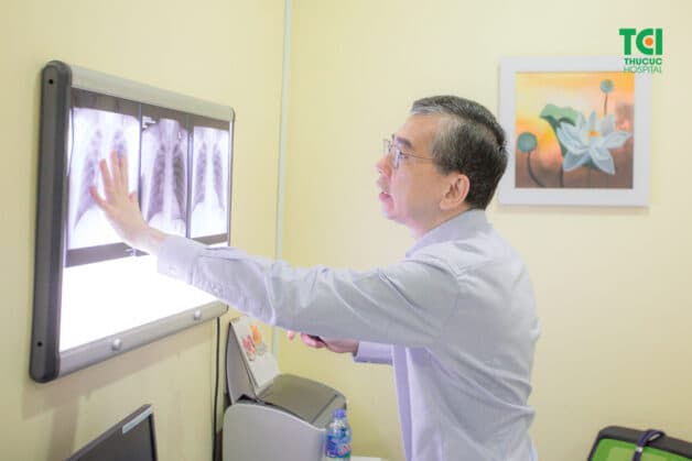 Tiên lượng ung thư phổi di căn phụ thuộc vào phác đồ điều trị