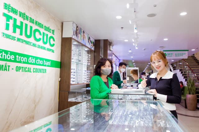 Ảnh khách hàng Lê Thị Ngọc Huyền cắt kính tại Thu Cúc TCI