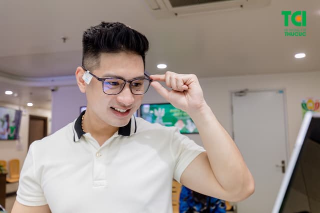 Ảnh khách hàng Nguyễn Duy Đức cắt kính tại Thu Cúc TCI