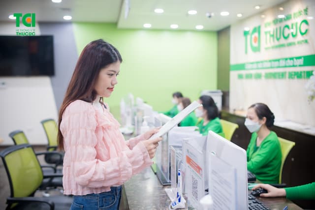 Ảnh “Bí quyết” lựa chọn kính phù hợp với khuôn mặt