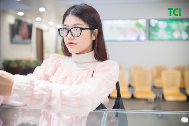 Ảnh “Bí quyết” lựa chọn kính phù hợp với khuôn mặt