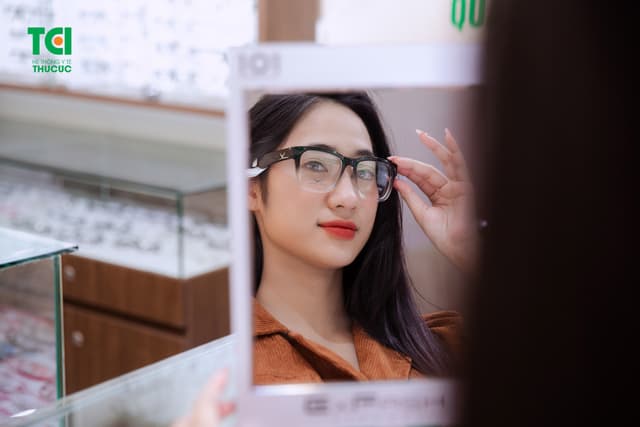 Cắt kính chất lượng cao – Chi phí cực “ngọt ngào” tại Thu Cúc TCI