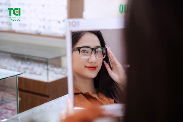 Cắt kính chất lượng cao – Chi phí cực “ngọt ngào” tại Thu Cúc TCI