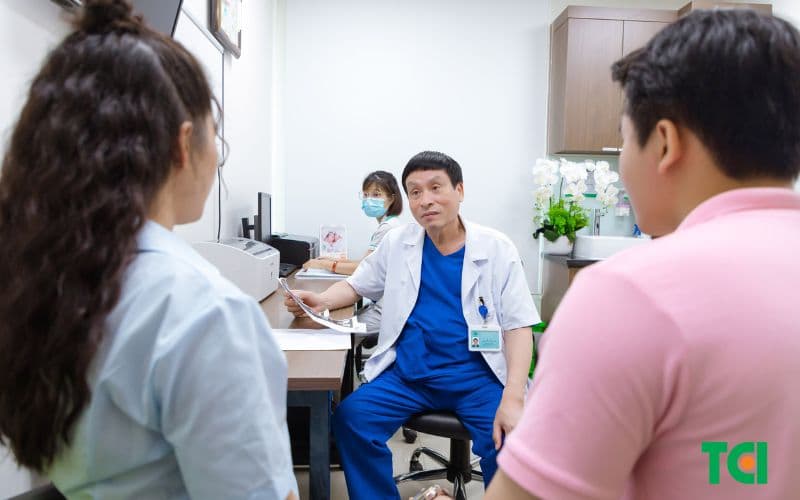 Thực hiện kiểm tra sức khỏe định kỳ để phát hiện và điều trị sớm các bệnh lây qua đường tình dục