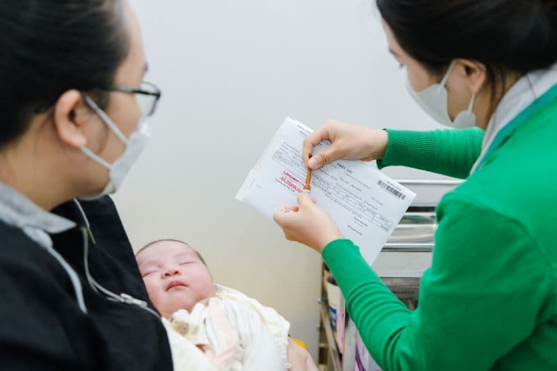 Lao là mũi tiêm cần thiết dành cho trẻ sơ sinh.