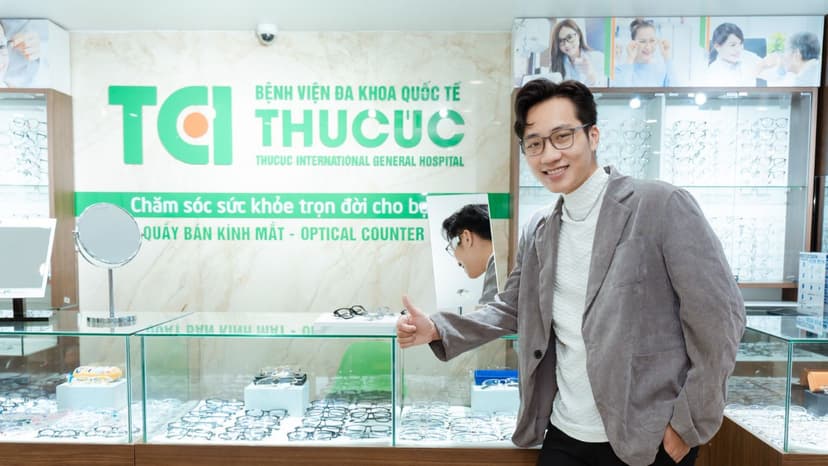 Tìm hiểu về giá tròng kính cận thường hiện nay