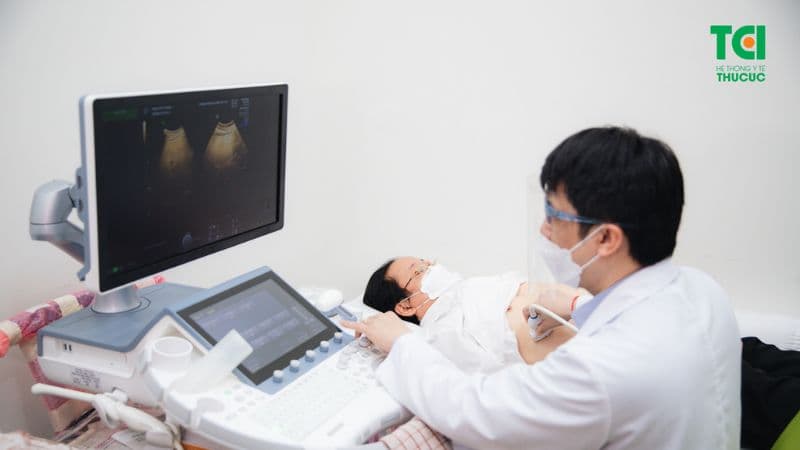 Khám bệnh để đánh giá mức độ nguy hiểm của bệnh viêm tụy cấp