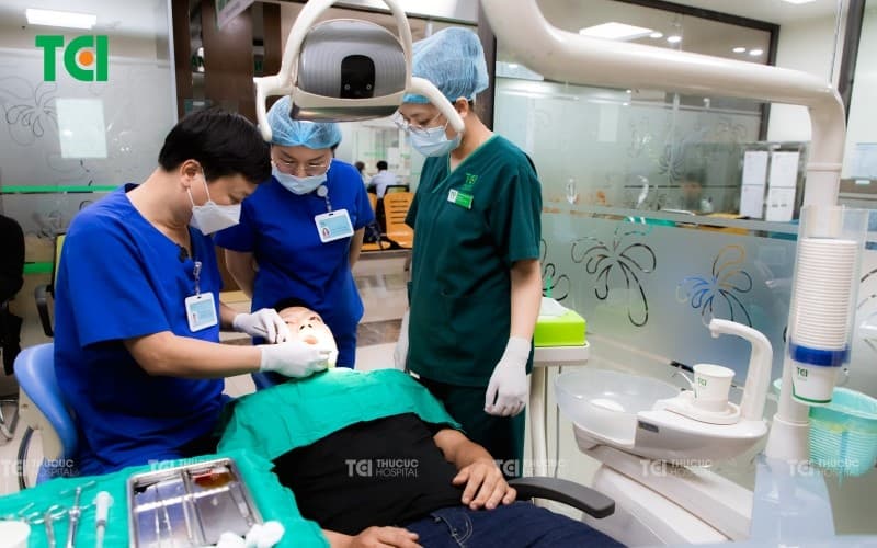 Biến chứng sỏi ống tuyến nước bọt