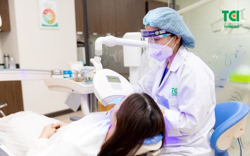 Tìm hiểu tẩy trắng răng có gây hại không