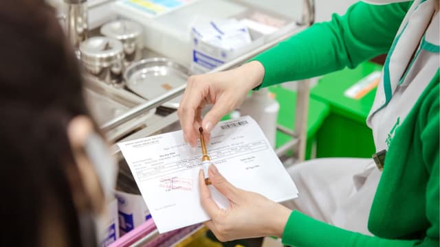 Tiêm BCG ngừa lao cho trẻ sơ sinh và trẻ nhỏ