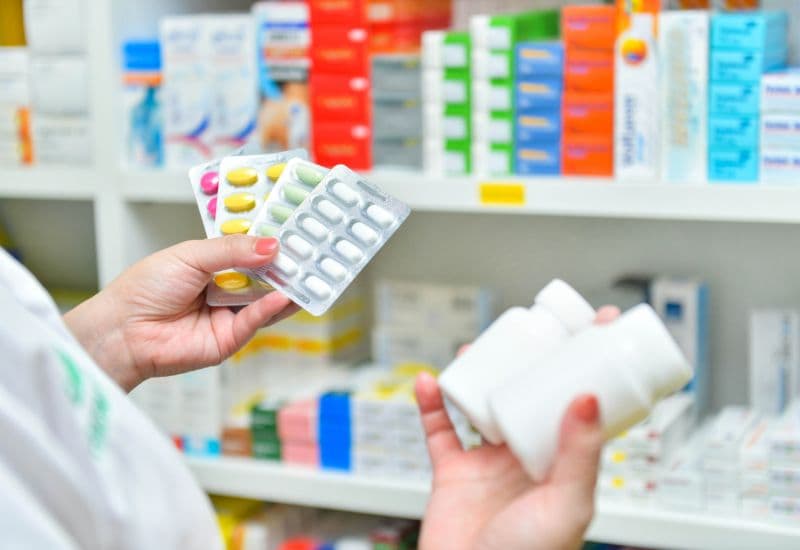 Điều trị nhiễm trùng màng bồ đào là khác nhau, tùy thuộc nguyên nhân nhiễm trùng, vị trí nhiễm trùng và mức độ nhiễm trùng. 