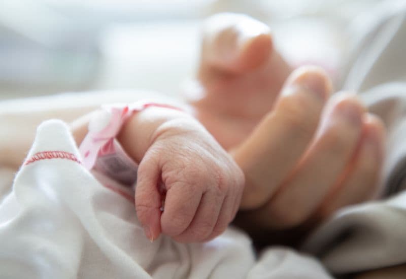 Bệnh võng mạc trẻ đẻ non là gì?