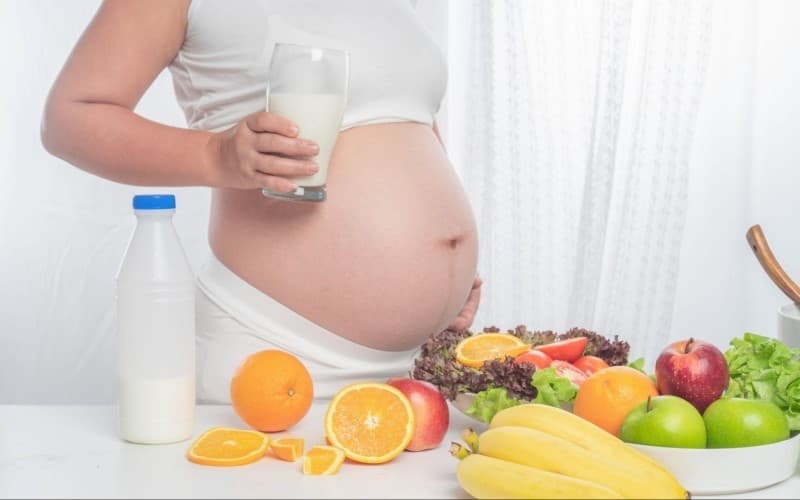 Mẹ bầu có cần bổ sung acid folic không?