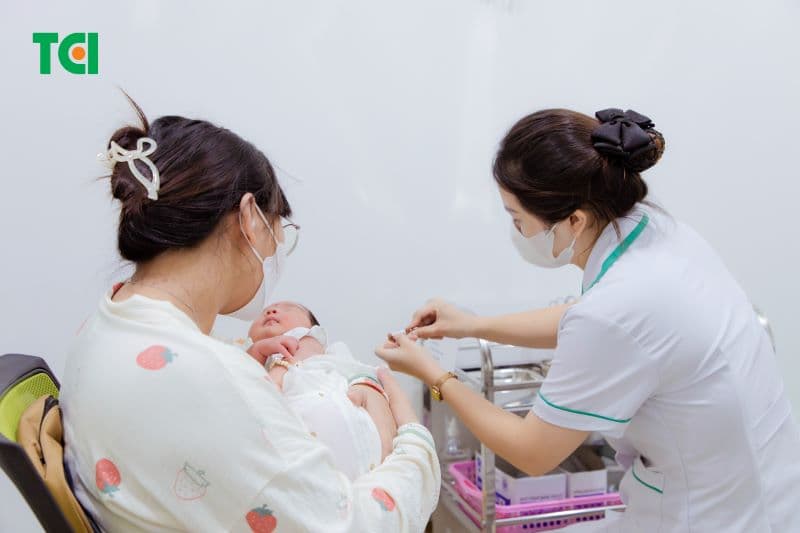 các mũi tiêm cho trẻ