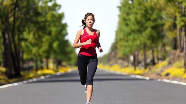 Cần lưu ý những gì khi chạy bộ để đạt được hiệu quả cao?