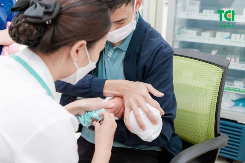 Vắc xin lao, công cụ hữu hiệu bảo vệ trẻ khỏi bệnh lao thế kỷ.