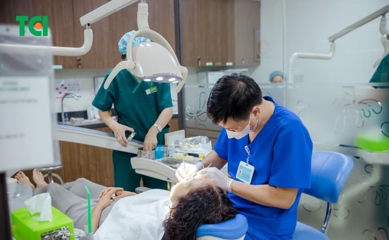 Phương pháp niềng răng trong suốt Invisalign